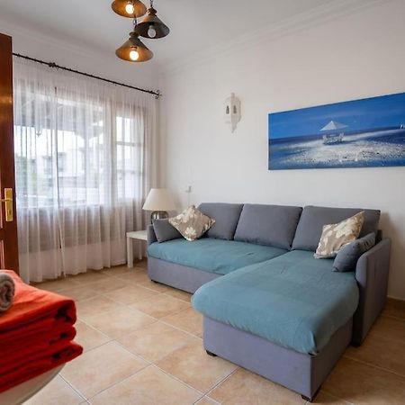 Beautiful Home In Lanzarote 5 Mins From Marina Playa Blanca  Exterior photo