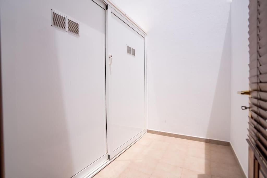 Beautiful Home In Lanzarote 5 Mins From Marina Playa Blanca  Exterior photo