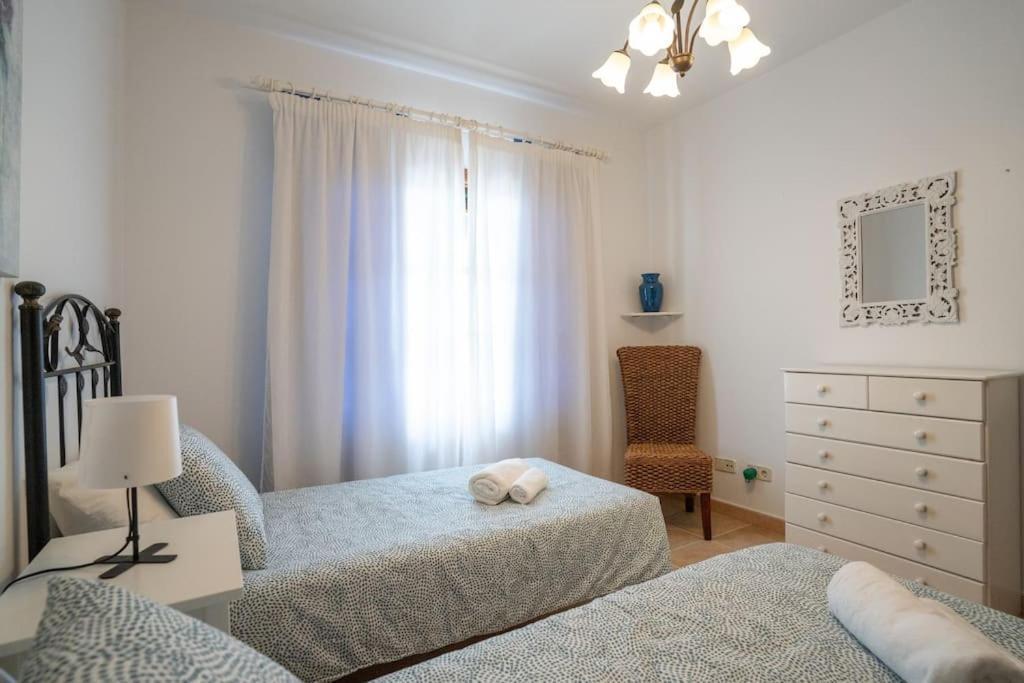 Beautiful Home In Lanzarote 5 Mins From Marina Playa Blanca  Exterior photo