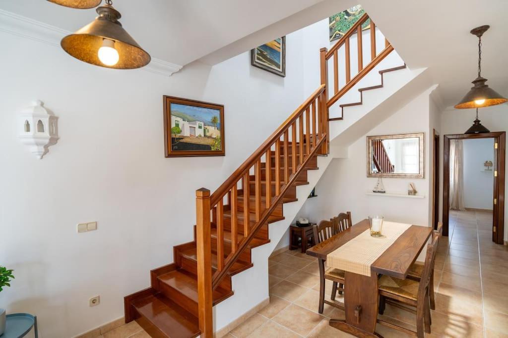 Beautiful Home In Lanzarote 5 Mins From Marina Playa Blanca  Exterior photo